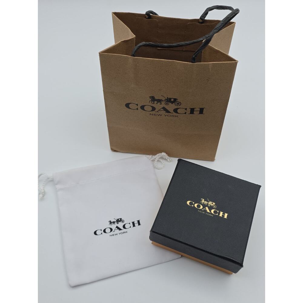 Coach Rose Gold Signature Enamel Round Stud Earrings NWT Gift Box & Gift Bag - Picture 6 of 16